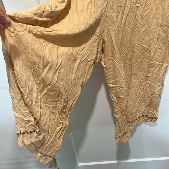 Oversized jumpsuit - Picture 2 of 2